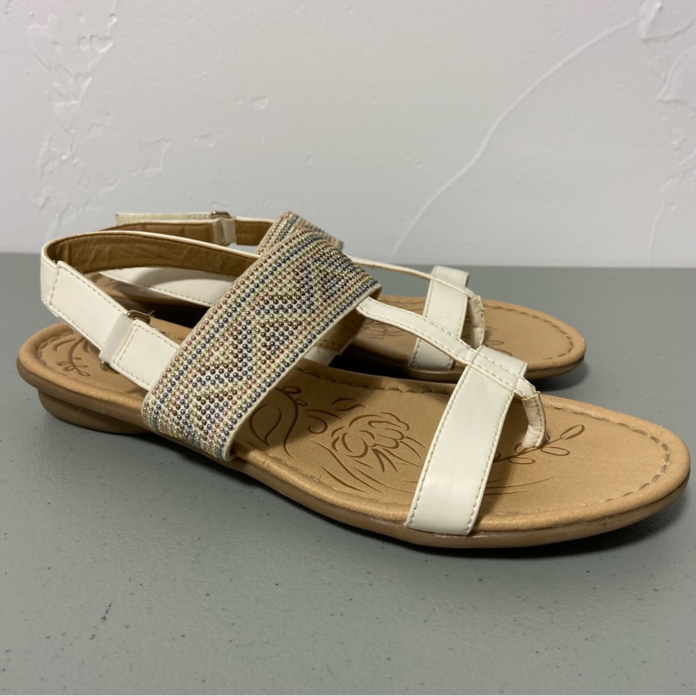 Naturalizer White Leather Sandals with Multicolor Beaded Strap